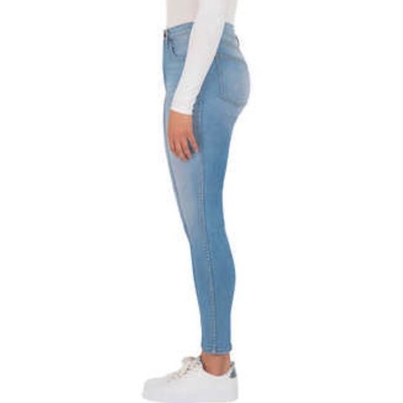 Kirkland Signature Women’s High Rise Skinny Jeans - Picture 3 of 6
